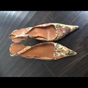 Vera Wang limited edition multicolor slingbacks